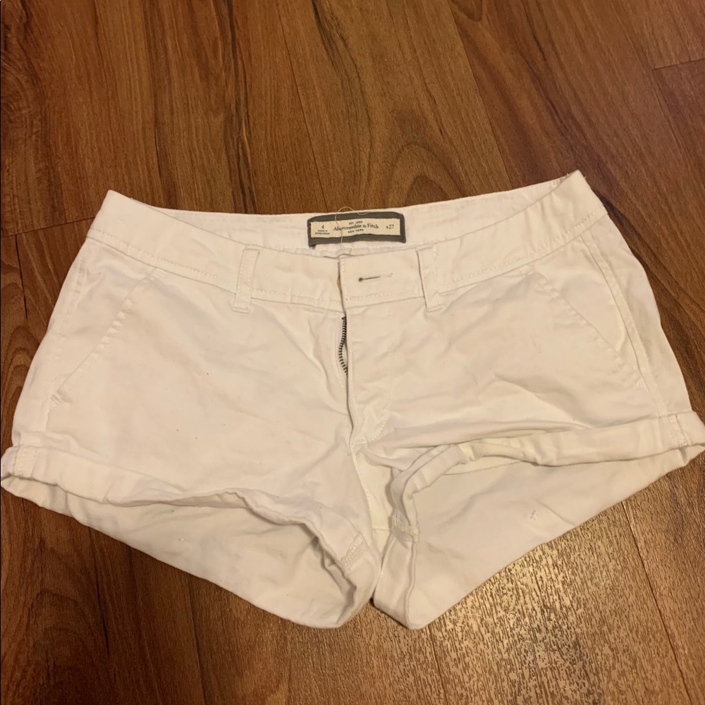 Abercrombie & Fitch Shorts - White